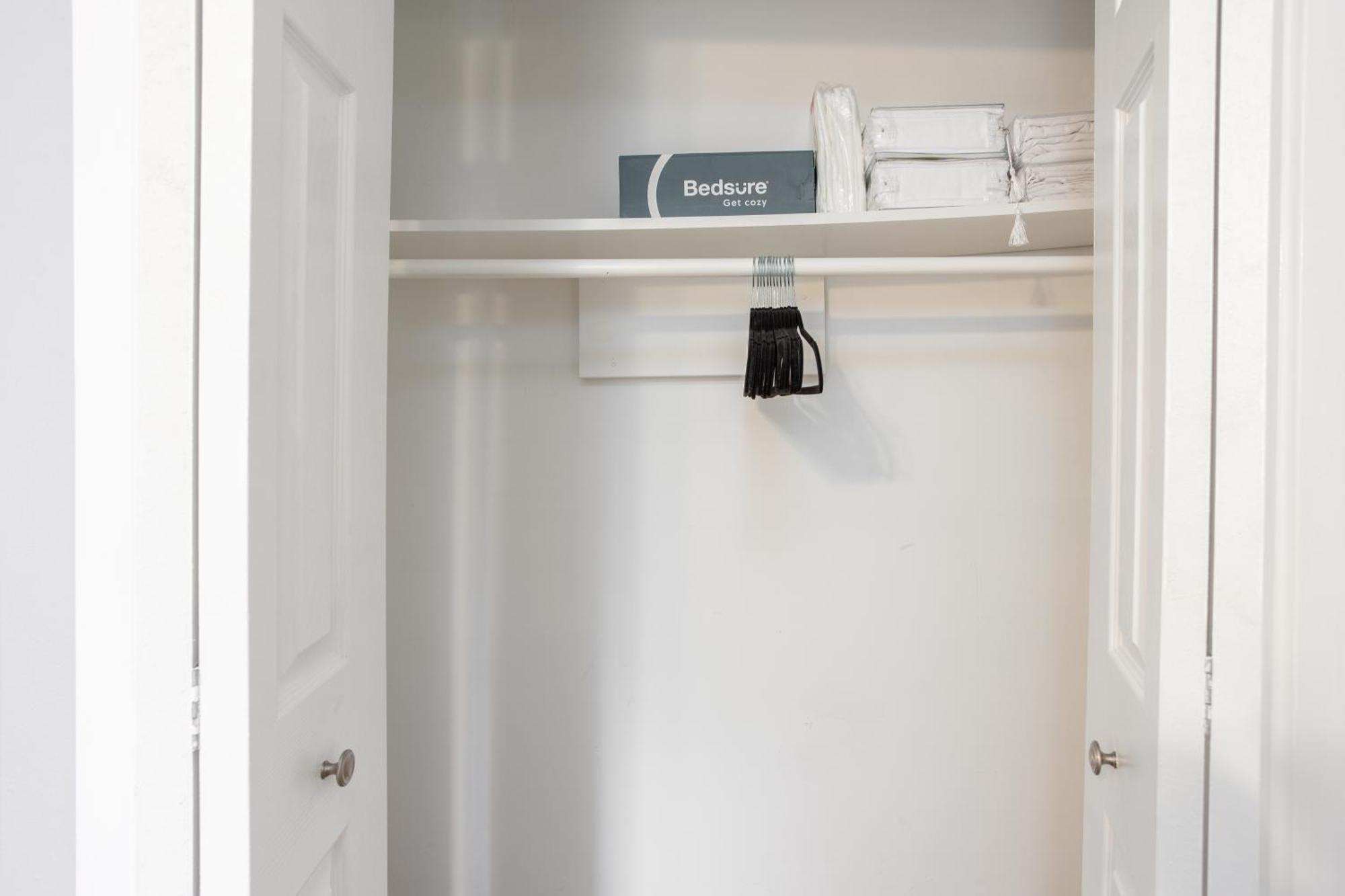 Soaking Tub W Washer And Dryer, Wifi Mebane Exteriör bild